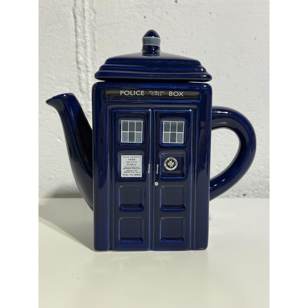 Doctor Who TARDIS Teapot BBC Licensed Blue Ceramic Police Box Zeon DR182